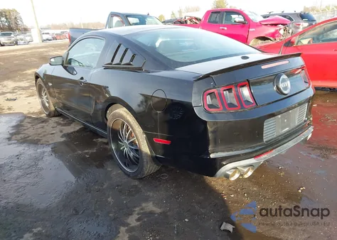 2014 Ford Mustang Gt Premium z USA, uszkodzony, nr VIN 1ZVBP8CF1E5247683